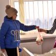 Elevii Şcolii „Jean Bart” le-au făcut cadouri copiilor de la Spitalul Judeţean Suceava