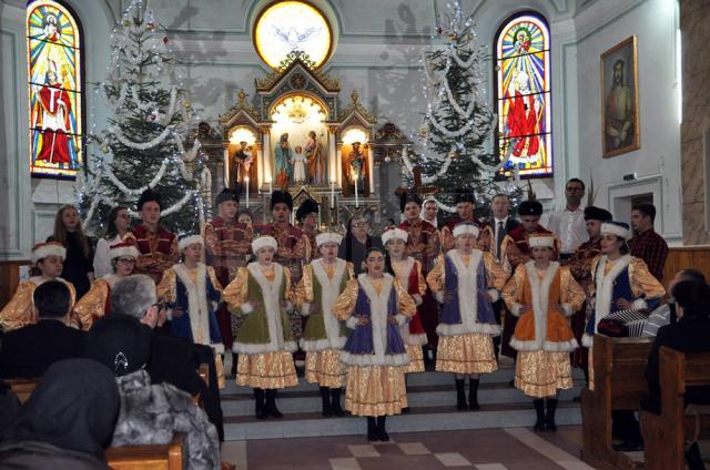Concert de colinde la biserica din Soloneţu Nou