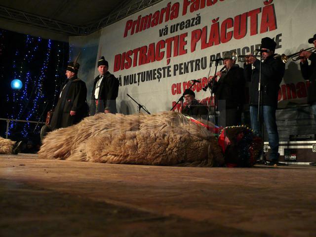 „Sfântă-i brazda plugului”, festival de datini la Fălticeni