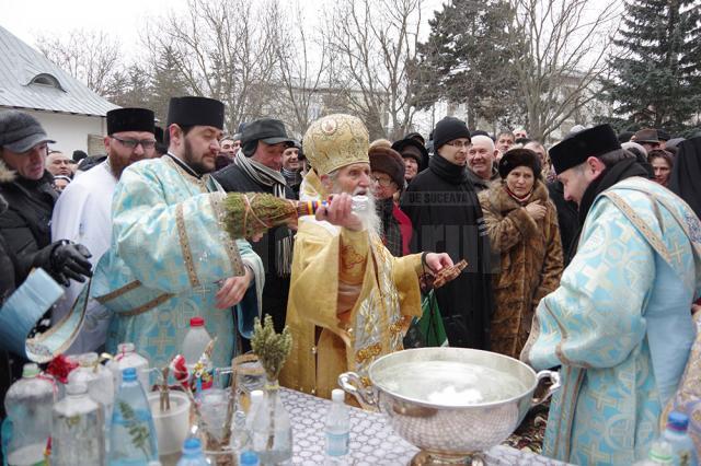 Sărbătoarea Bobotezei, la Mănăstirea „Sf. Ioan cel Nou de la Suceava”