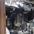 Incendiul a prefăcut în scrum restaurantul din zona pieţei, al cărui acoperiş a fost cuprins de flăcări