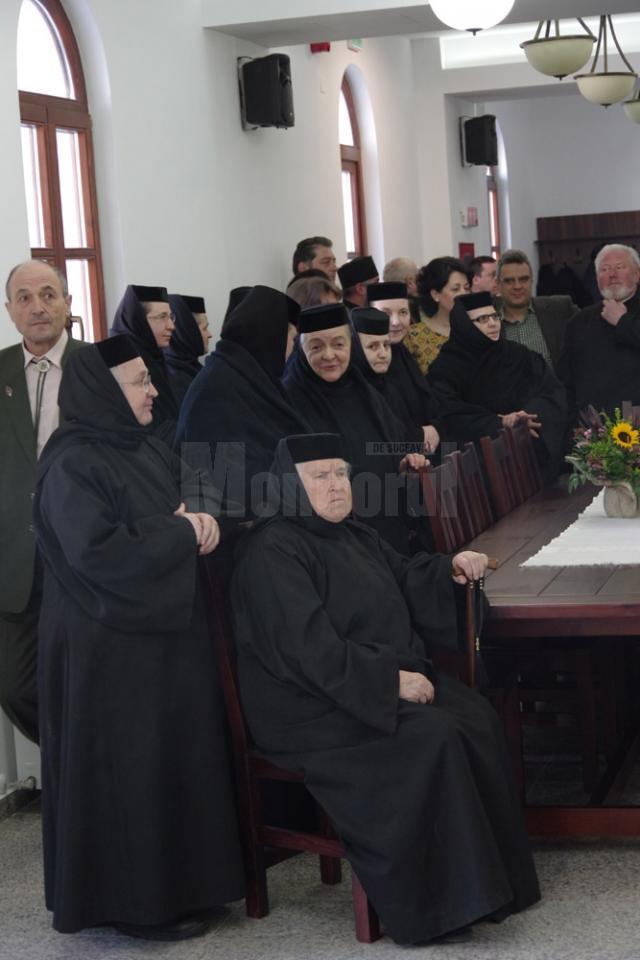 Maicile şi călugării de la mănăstirile din Bucovina au participat la festivitate