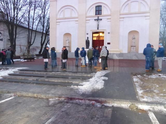Protest anemic la Suceava