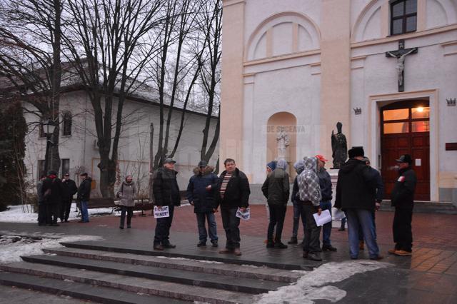 Protest anemic faţă de graţiere, la Suceava