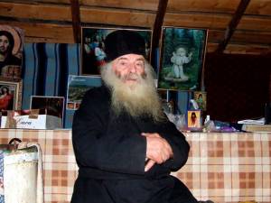 Părintele Proclu Nicău va fi înmormântat pe 31 ianuarie, la Sihăstria Putnei