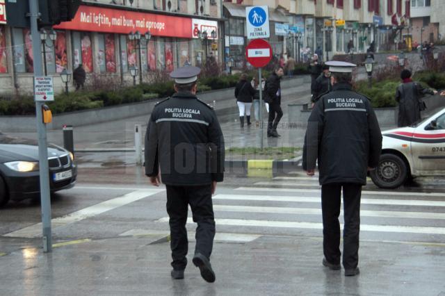 În 2016, poliţiştii locali din Suceava au aplicat 861 de amenzi, în valoare de aproape 100.000 de lei