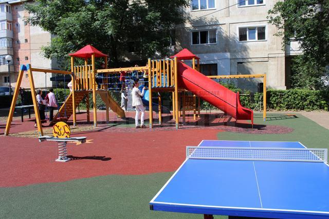 12 locuri de joacă moderne, în municipiul Suceava, anul acesta