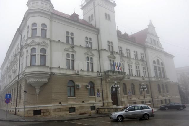 Consiliul Judeţean Suceava a aprobat, în şedinţa din ianuarie, un proiect de hotărâre privind acordarea a cinci zile de concediu de odihnă suplimentare
