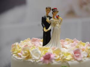 Tentaţii dulci și tortul miresei, nelipsite de la orice nuntă
