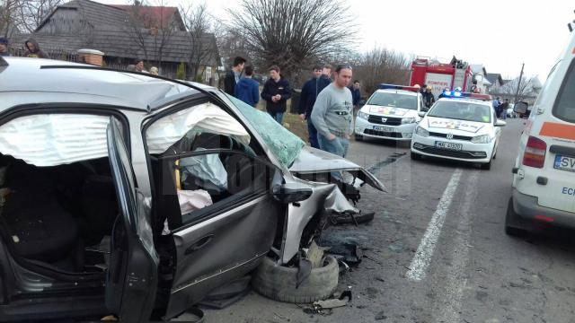 Accident cu trei răniţi la Horodnic de Sus