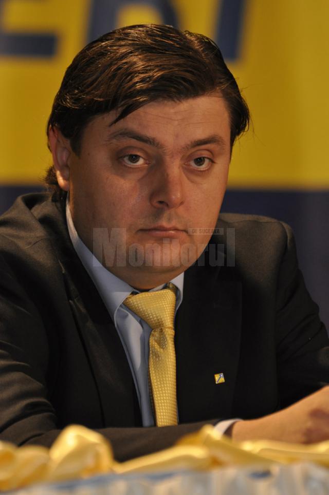 Omul de afaceri Marius Zmău, fost preşedinte al Organizaţiei Municipale a PNL Suceava