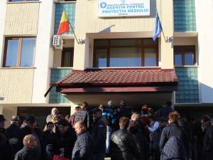 Protest spontan la APM Suceava