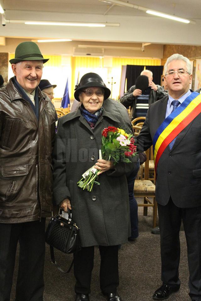 27 de noi "Cupluri de Aur" au fost sărbătorite, sâmbătă, la sediul Primăriei Suceava