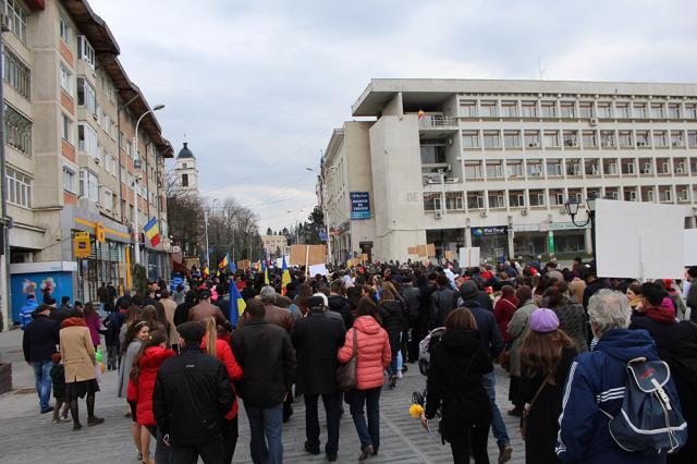 Peste 1.000 de suceveni au participat la „Marşul pentru viaţă” din municipiul Suceava