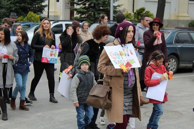 Peste 1.000 de suceveni au participat la „Marşul pentru viaţă” din municipiul Suceava