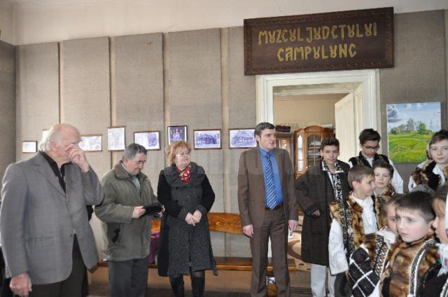 Trei expoziţii, vernisate la Muzeul „Arta lemnului” din Câmpulung Moldovenesc