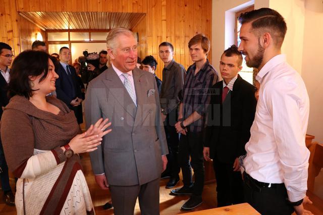 Câţiva copii de la Casa de tip familial „Sf. Nicolae” s-au întâlnit cu Prinţul Charles al Marii Britanii