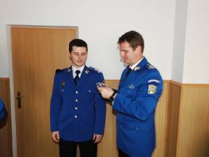 Trei ofiţeri au fost avansaţi în grad într-o ceremonie de Ziua Jandarmeriei Române