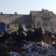 Mormane de gunoi aruncat sub pasarela Ițcani la finele săptămânii
