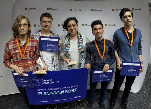 Două echipaje de elevi din judeţ s-au impus în cadrul unui concurs naţional organizat de Microsoft