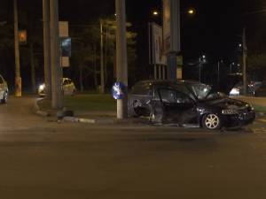 Maşina condusă de tânăra de 32 de ani