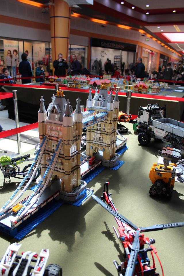 Fascinanta lume a jocurilor LEGO, la Shopping City Suceava