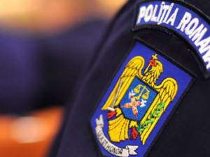 Scandalagiul acuzat că a lovit doi poliţişti la Vatra Dornei, cercetat sub control judiciar