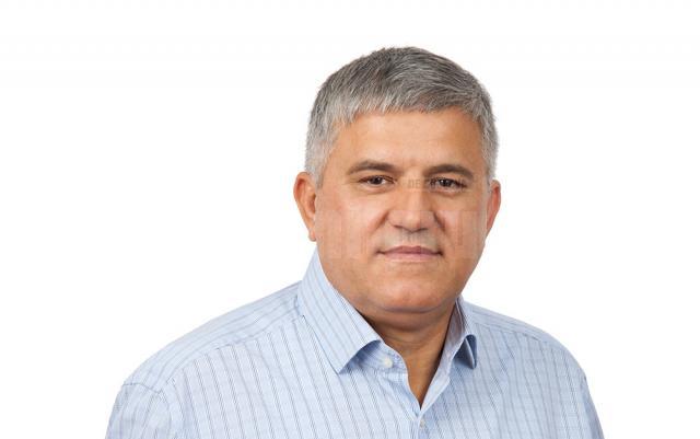 Dumitru Mihalescul îi cere ministrului Finanţelor să-i spună dacă vrea să introducă noi impozite pentru firme
