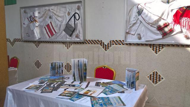 Ambasadoarea României în Maroc a vizitat standul cu obiecte tradiţionale din Bucovina, amenajat de suceveni