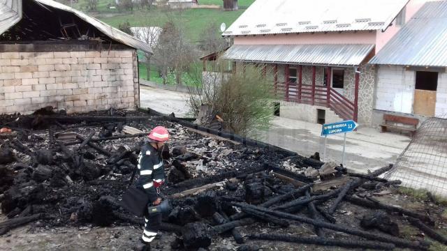 Incendiu la şcoala din Lupcina