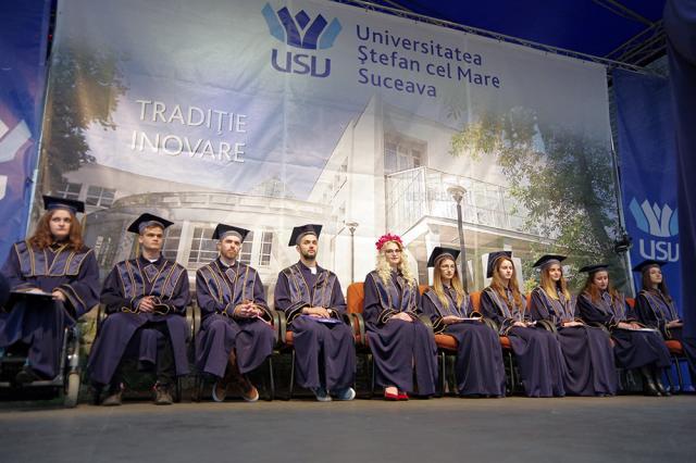 Cei zece şefi ai promoţiei 2017 de la Universitatea din Suceava