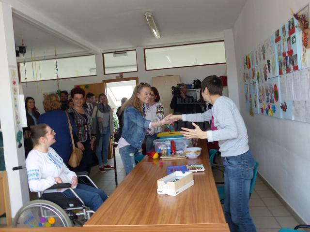 Serviciile sociale pentru copii şi adulţi cu dizabilităţi oferite de Complexul „Blijdorp”, promovate prin Campania „Porţi deschise”