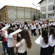 Elevii Şcolii „Miron Costin” şi-au arătat susţinerea pentru educaţia de calitate în cadrul Campaniei Globale pentru Educaţie