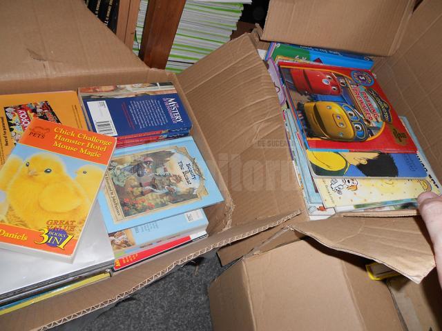 O mie de cărţi donate pentru Biblioteca Bucovinei şi câteva biblioteci publice din judeţ