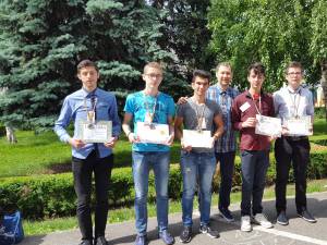 Palmares bun pentru cinci elevi din judeţ în cadrul Olimpiadei Naţionale de Tehnologia Informaţiei