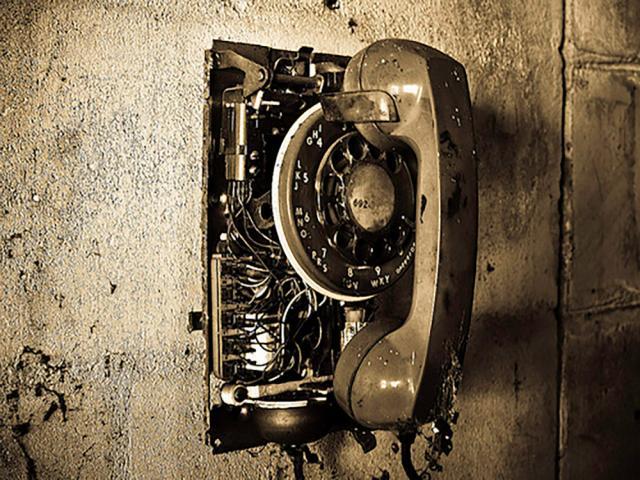 „Telefonul”
