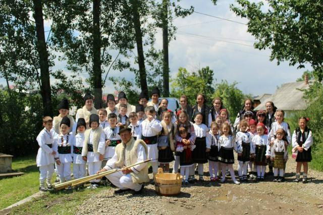 Simpozionul Internaţional „Arborii Ocrotiţi – simbol al vitalităţii, diversităţii şi frumuseţii”, la Cajvana