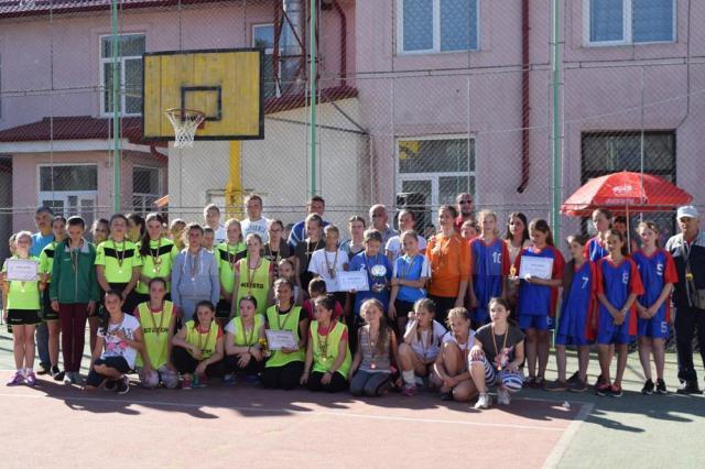 Comuna Putna are din această lună o sală de sport modernă