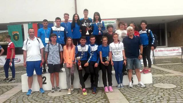 Lotul României de alergare montană, coordonat de antrenorul sucevean Silviu Casandra, lot din care au făcut parte și patru atleți din județul Suceava