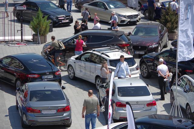 Salonul Auto Bucovina, cea mai mare expoziţie de maşini din regiune, s-a deschis ieri la Suceava