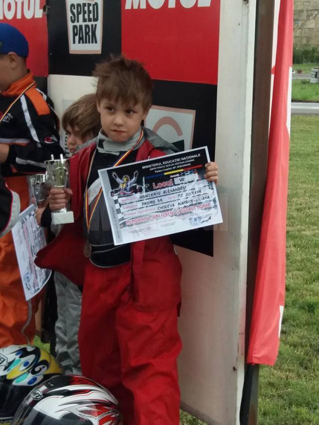 Premii pentru elevi de la Palatul Copiilor, la Campionatul Naţional de Karting Şcolar