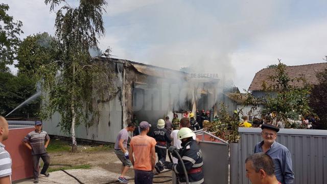 Incendiu la un atelier auto din Dumbrăveni