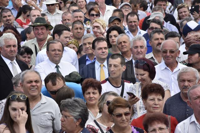 Orban a asistat în mulțime la concertul maestrului Nicolae Botgos și al orchestrei Lăutarii din Chișinău