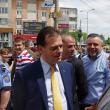 Ludovic Orban a discutat cu pelerinii veniţi la procesiunea de Sânziene din Suceava