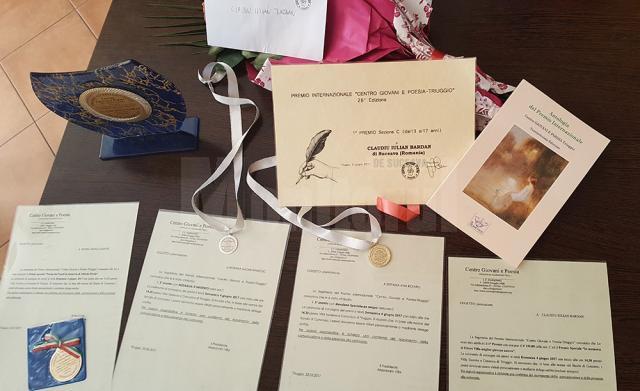 Premii obţinute de elevii Şcolii „Miron Costin” la un concurs internaţional de poezie din Italia