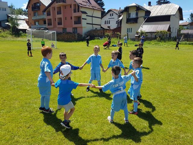 La competiţia de la Vatra Dornei au participat peste 400 de copii