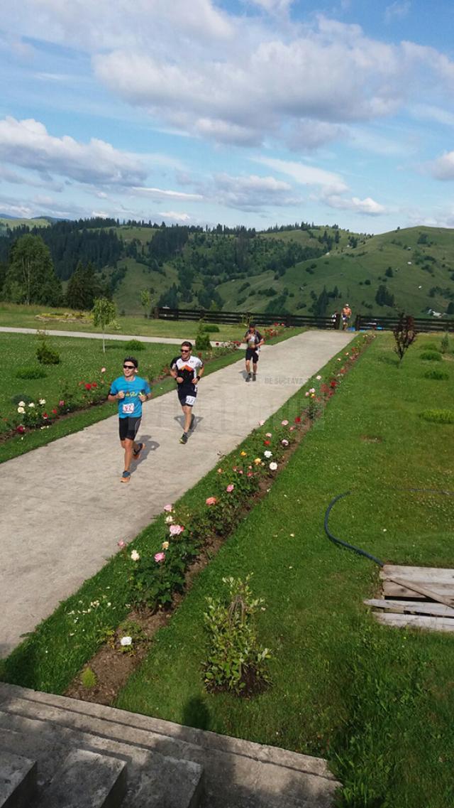 Maratonul "Colţ de Rai" Moldovița, un succes prin numărul mare de participanți și organizarea exemplară