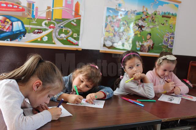 Circa 120 de copii au participat la Tabăra de vară „Suflet bucovinean”, ediţia I, la Vicovu de Sus