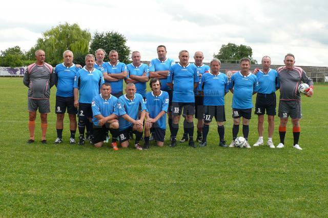 Meciul de fotbal old boys Foresta Fălticeni - CSM Suceava s-a încheiat cu scorul de 6 - 6