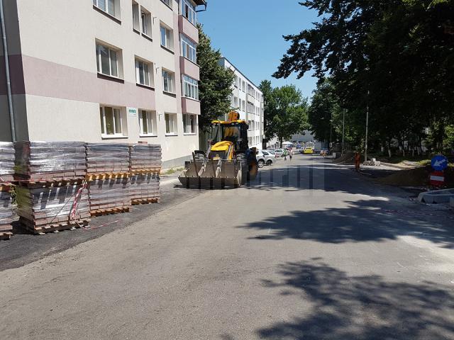 45 de locuri de parcare amenajate pe strada Ciprian Porumbescu, în urma lucrărilor de modernizare